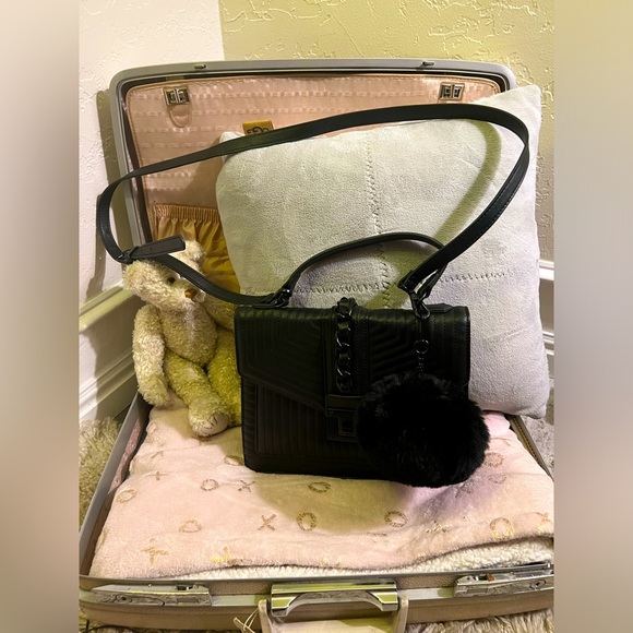 Aldo clutch/crossbody in one. - Picture 1 of 11